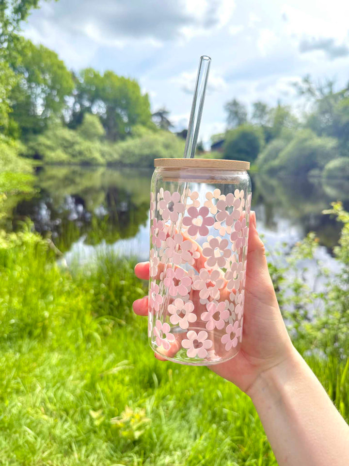 Pink love glas med låg og sugerør
