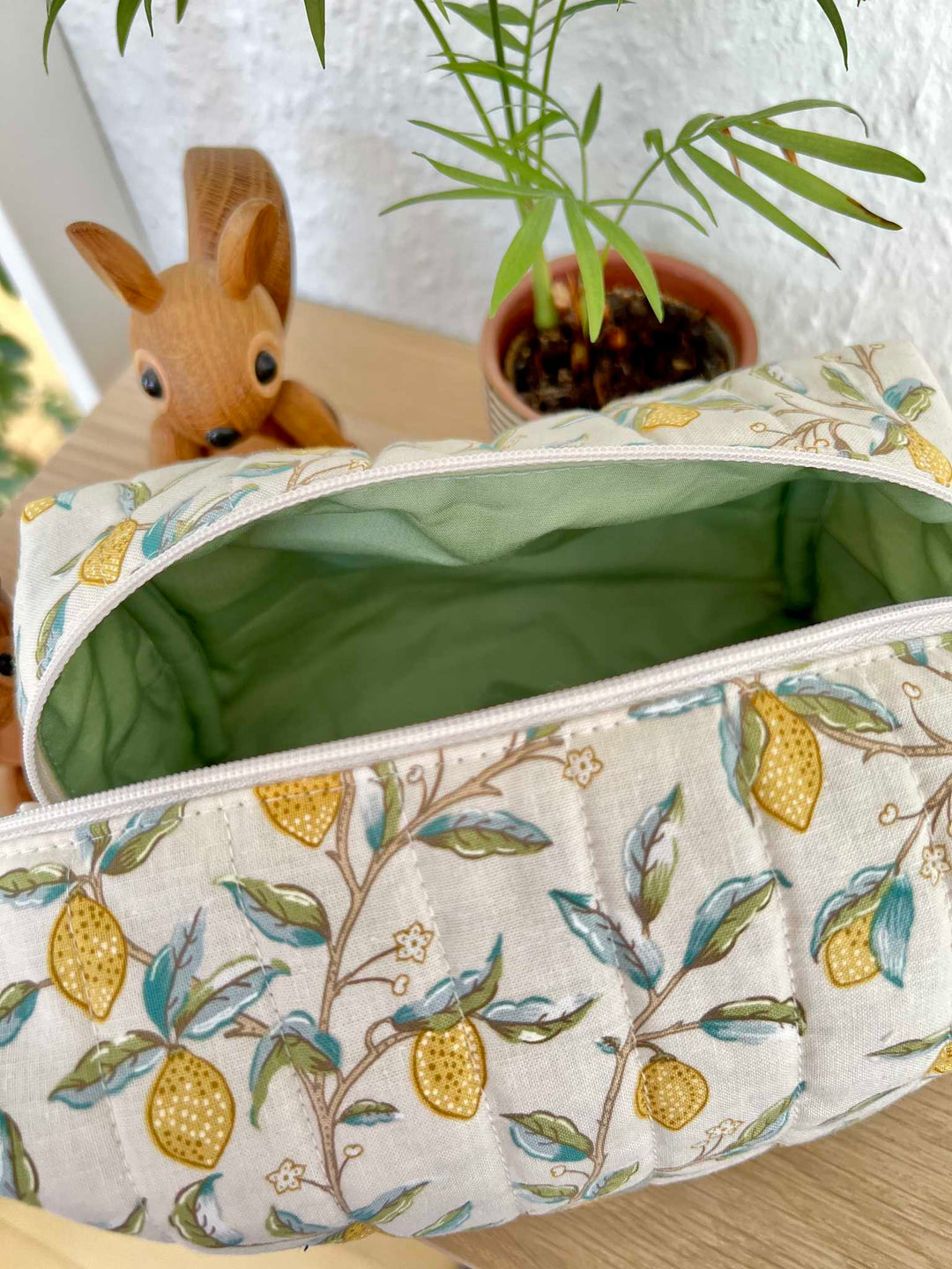 Lemon fresh makeup bag