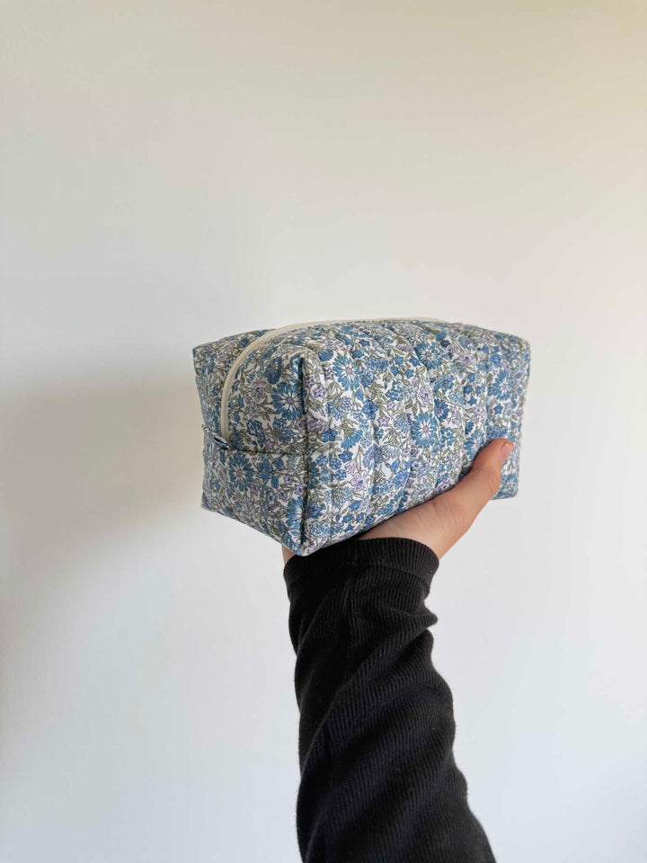 Meadow flowers makeup bag